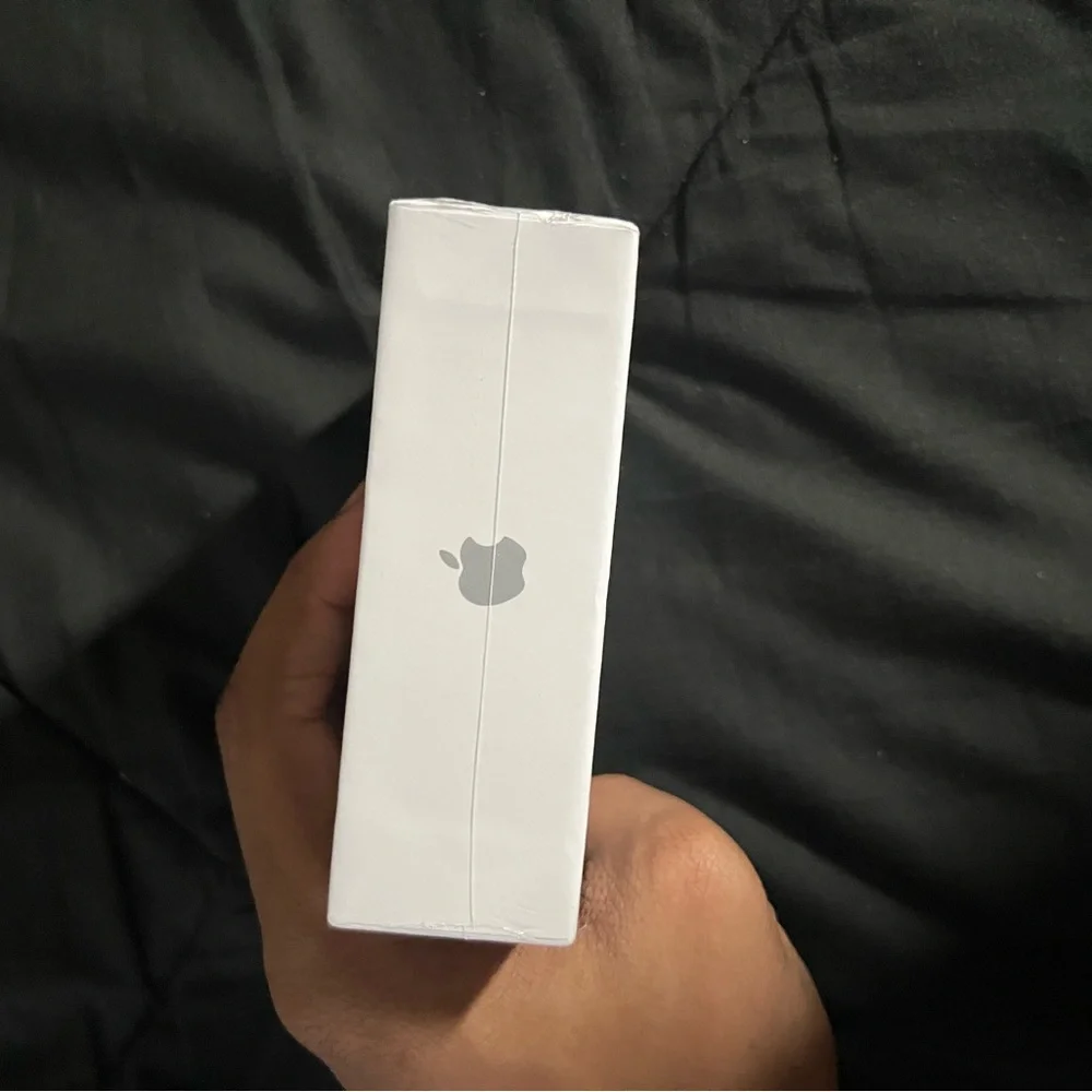 Apple White AirPods Wireless Headset